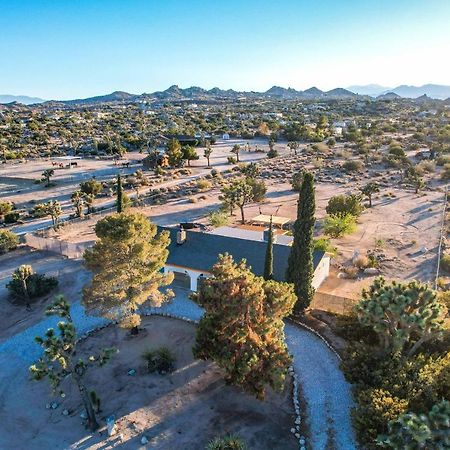 Dez-Art Retreat Yucca Valley Exterior foto
