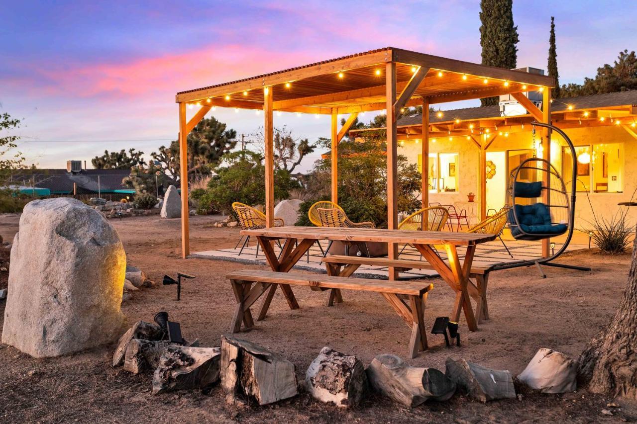 Dez-Art Retreat Yucca Valley Exterior foto