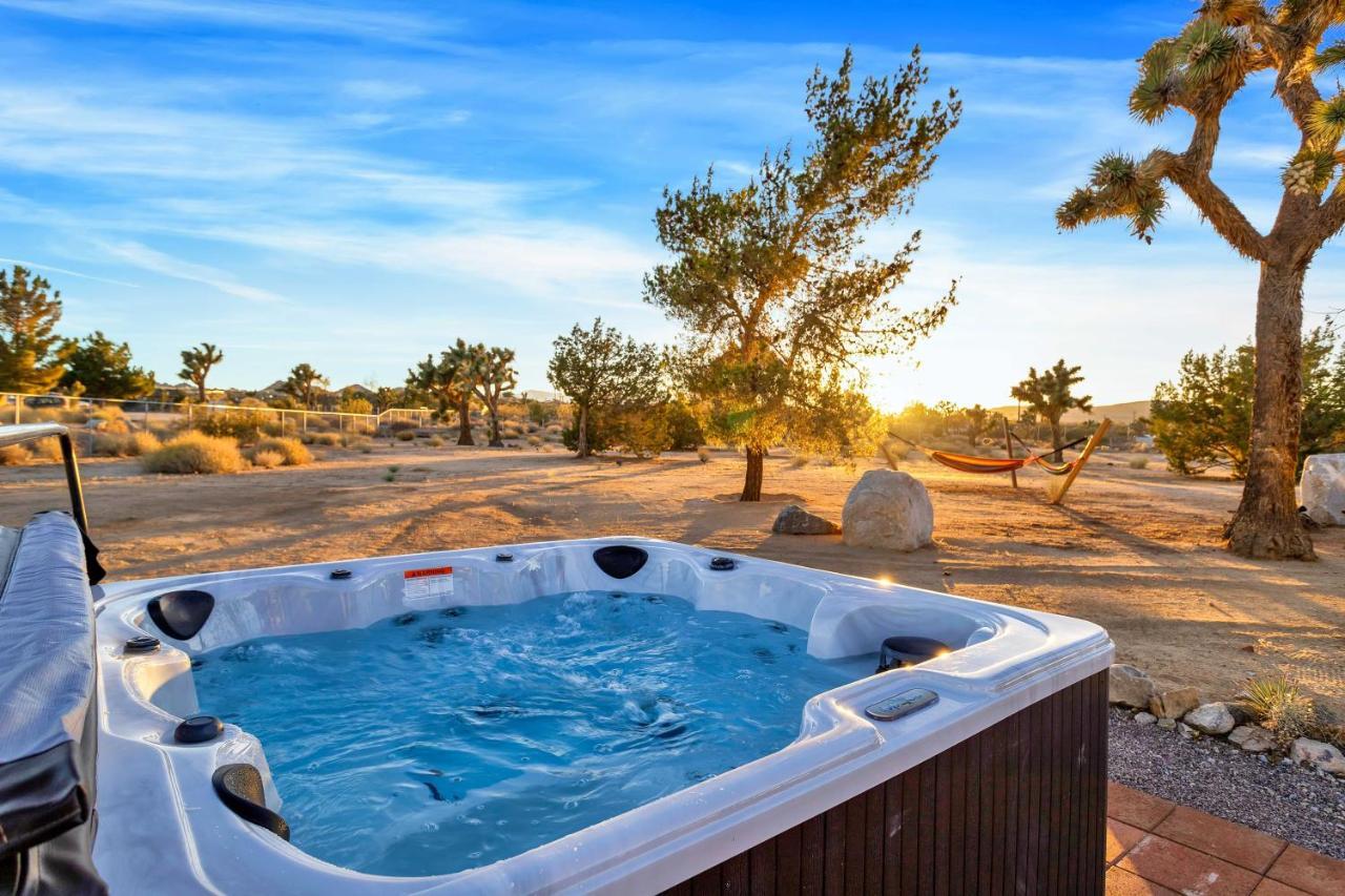 Dez-Art Retreat Yucca Valley Exterior foto